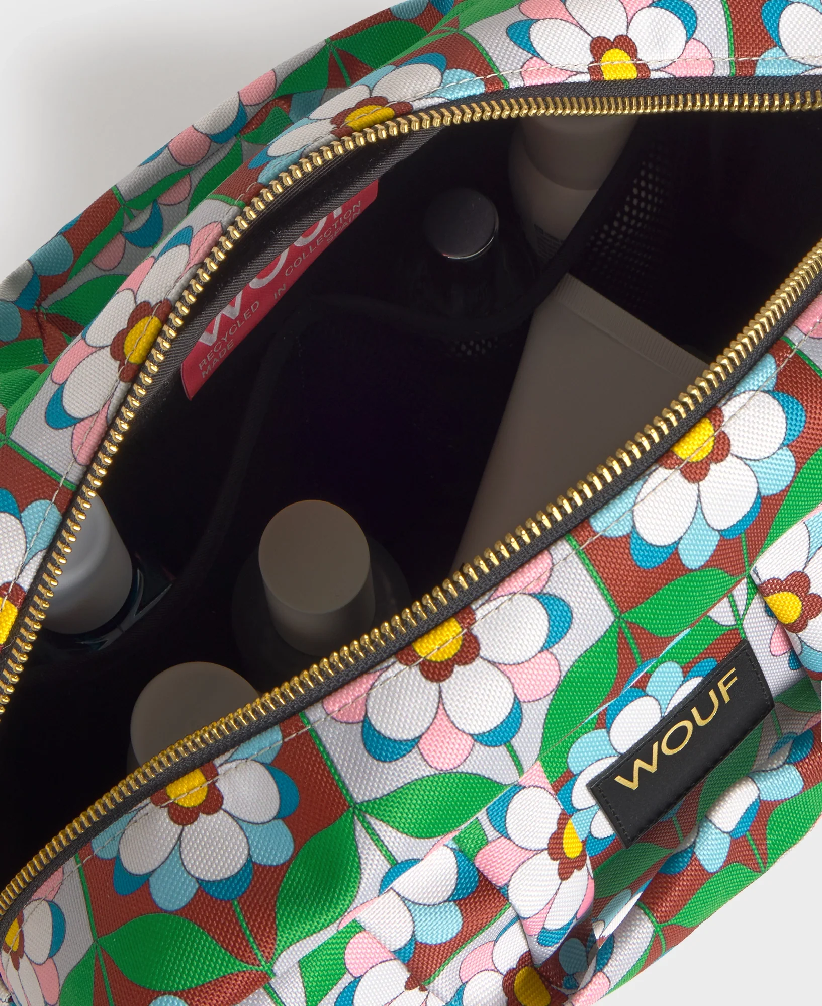 Kaleido Large Toiletry Bag - Image 3