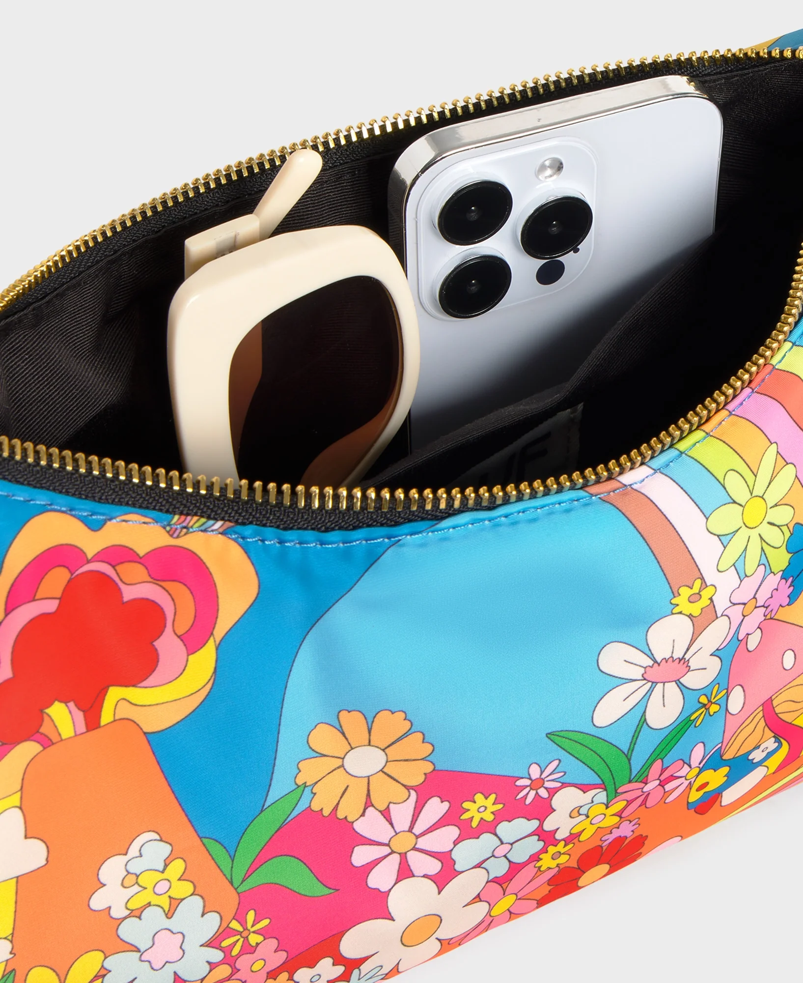 Magic Trip Shoulder Bag - Image 6