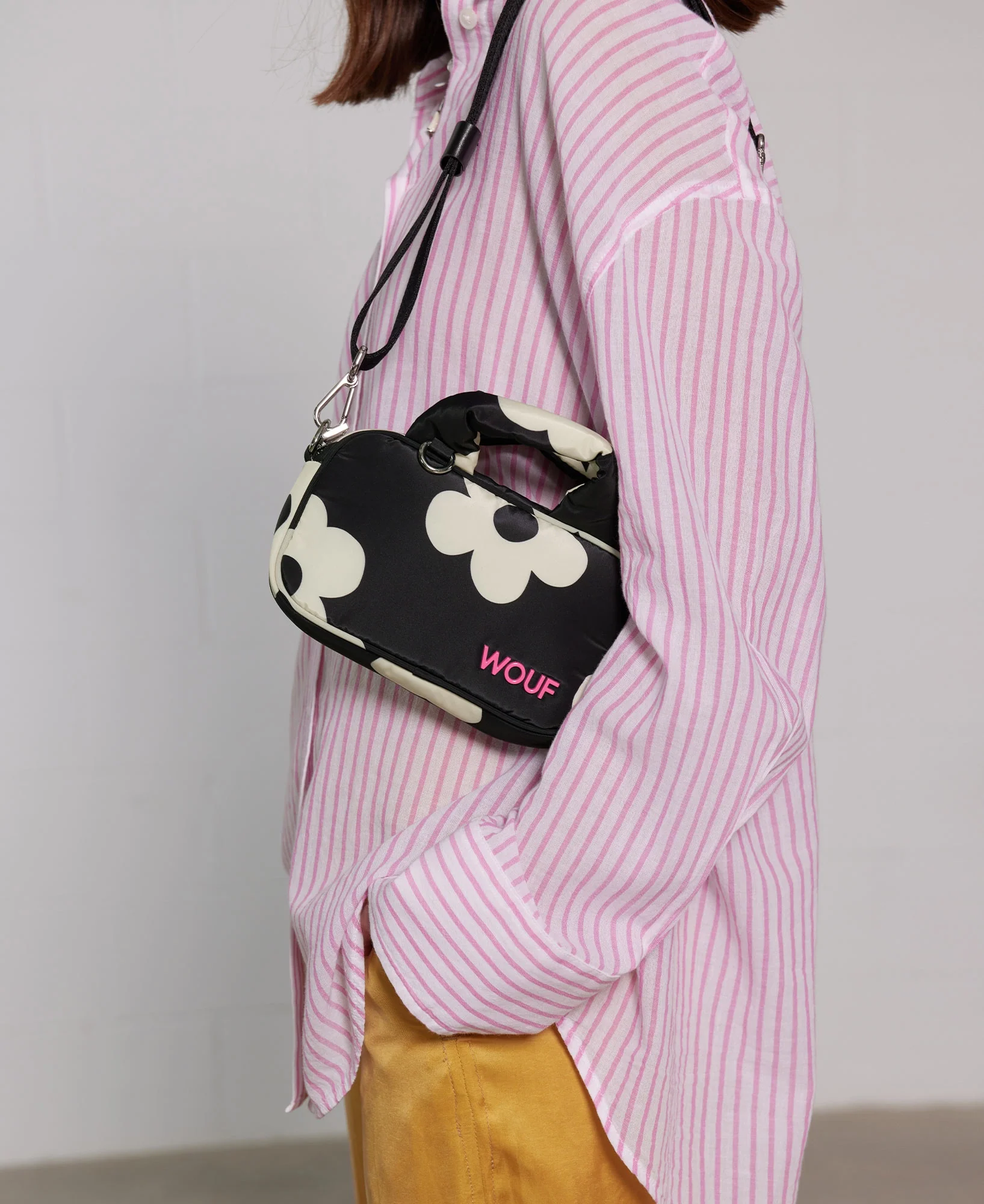 Night Daisy Mini Bag - Image 3