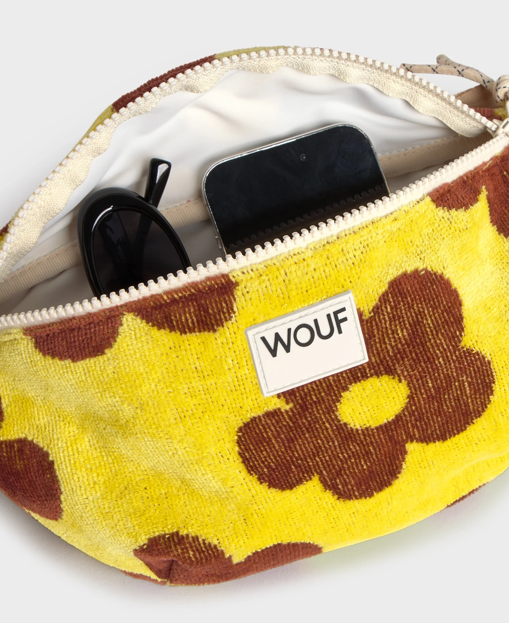 Phi Phi Waistbag - Image 5